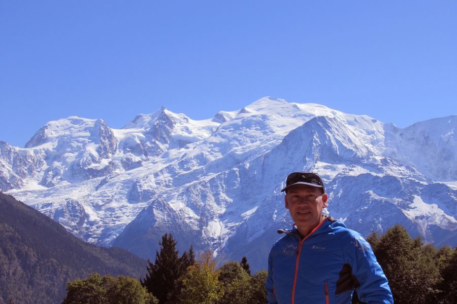 © Bain de Tourbière - Vecteur Montagne