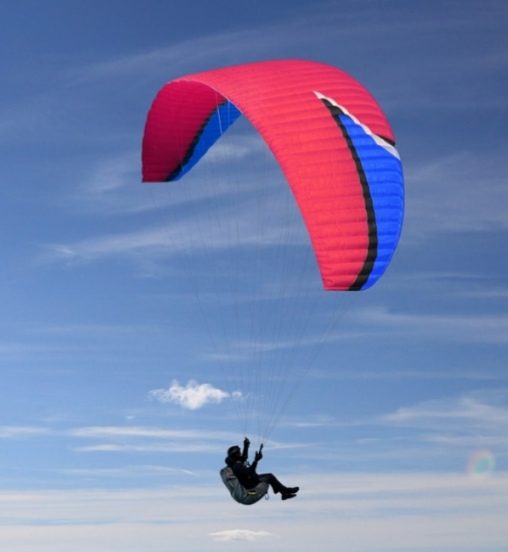 © Baptême de l'air en parapente - Vol passion - Les Hirondailes