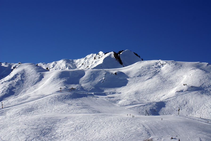 © Pistes et hors-piste à Praz de Lys Sommand - Praz de Lys Sommand Tourisme