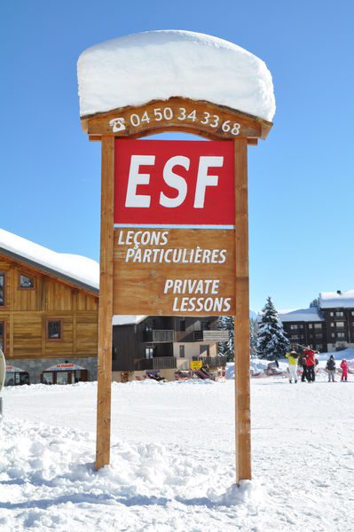 © Cours Collectifs Ski Nordique - ESF