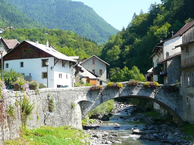 © Vieux bourg de Taninges - Praz de Lys Sommand Tourisme