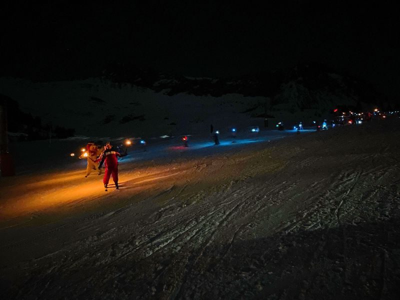 © Descente aux Flambeaux - Praz de Lys Sommand Tourisme