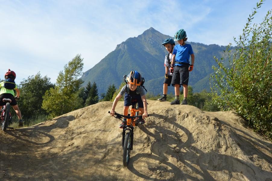 © Cours de vtt pour enfants - Bike Experience