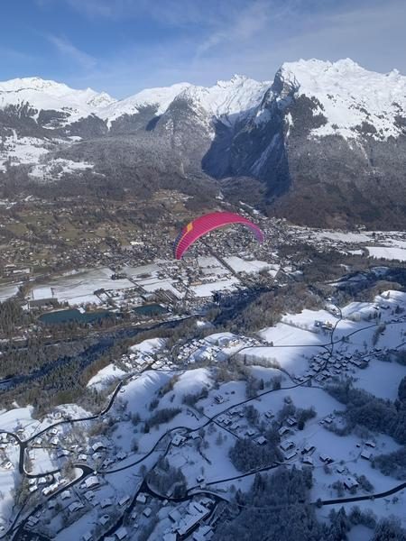 © parapente hiver - Les Hirondailes