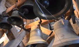 Le carillon de Taninges et collection d'harmoniums